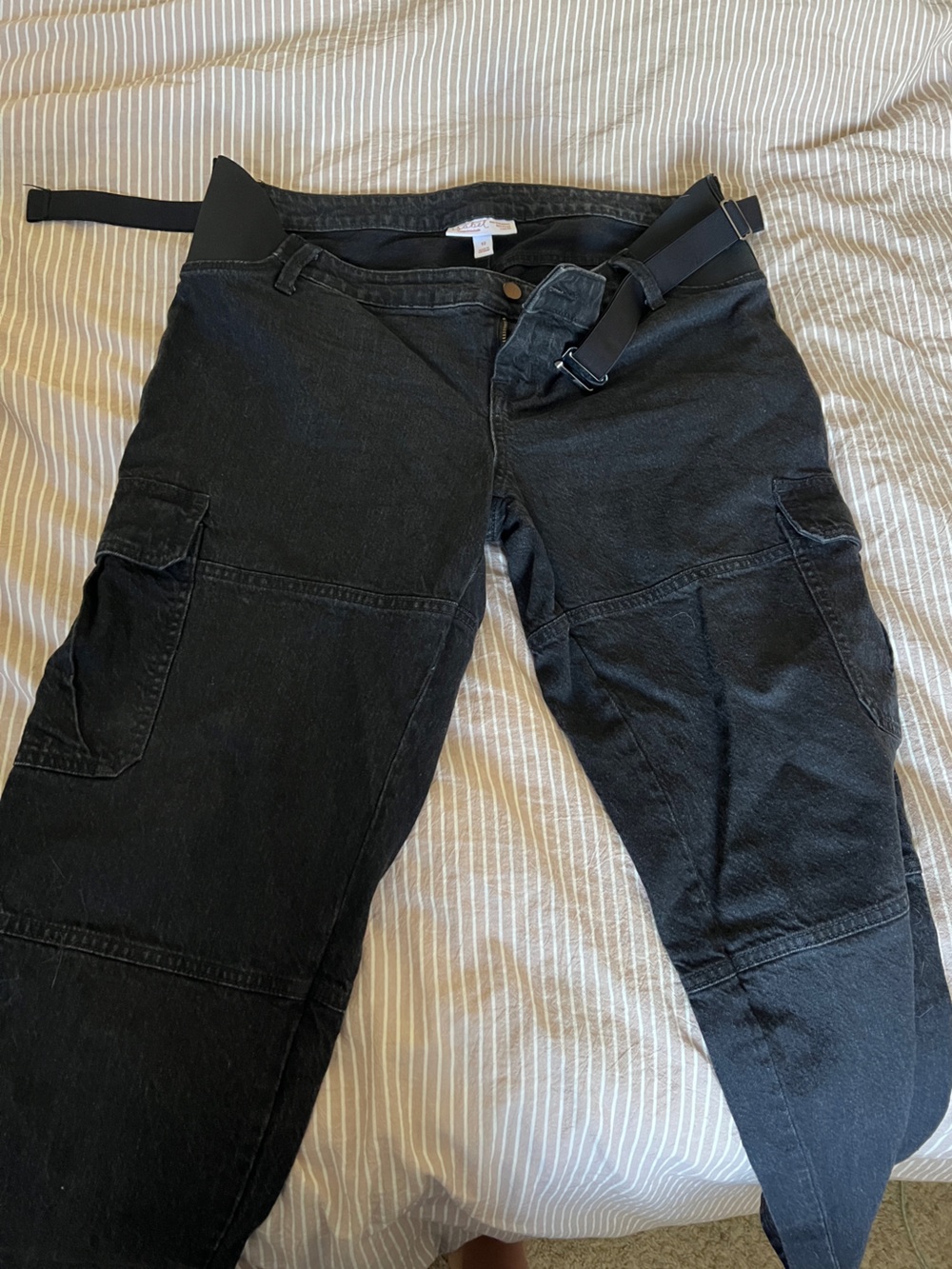 Isabel Maternity Black Cargo Pants with removable elastic belt
